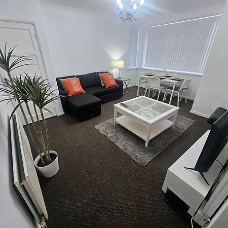 Nariken Apartments, Cardiff Extérieur photo